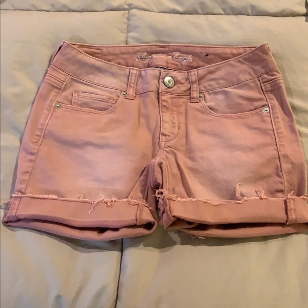 American Eagle Stretch Coral Skinny Shorts. Size 2​​​​​​​​​​​​​​​​​​​​​​